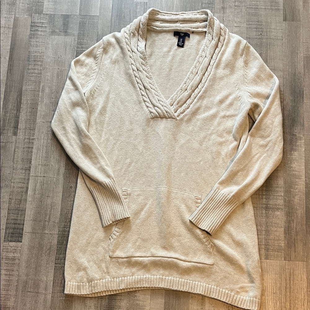 Gap tunic length cotton v neck sweater with kangaroo pocket new no tags